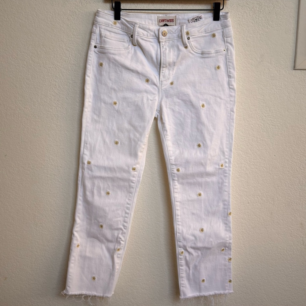 DRIFTWOOD Candace Crop Dizzy Daisy Embroidered Frayed Hem White Jeans